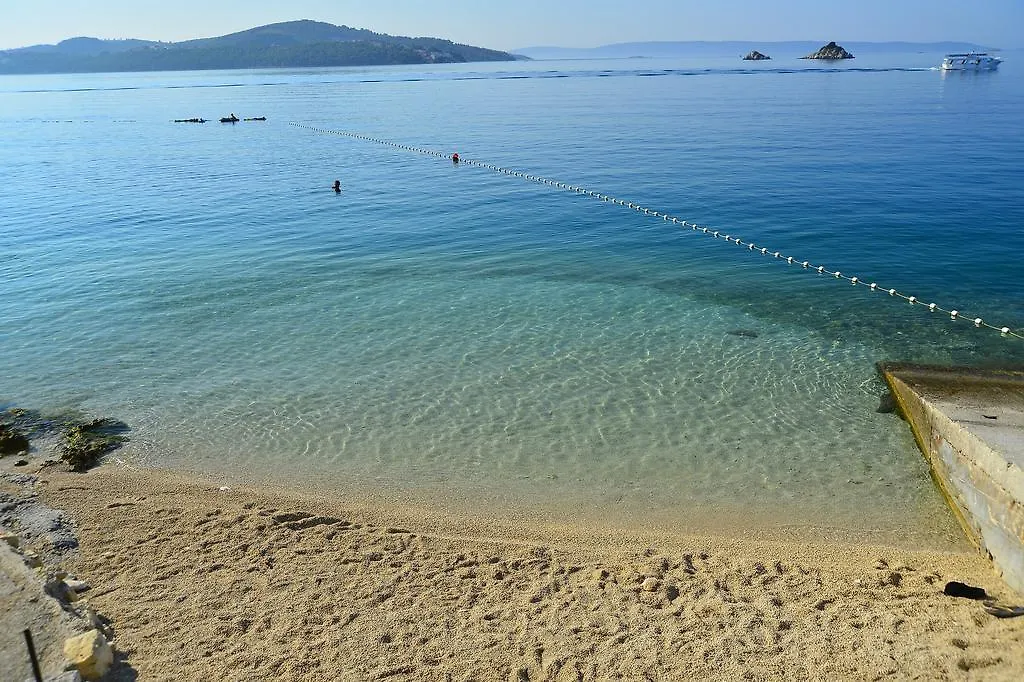 Happy Camp Mobile Homes In Camping Amadria Park Camping Trogir Holiday park Seget Vranjica